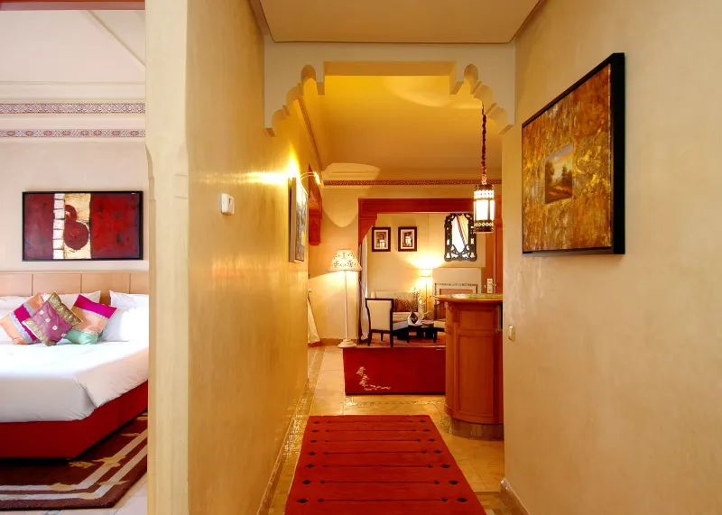 The Setting Is the Statement: A Gentleman's Guide to Choosing the Right Venue for a Companion Experience