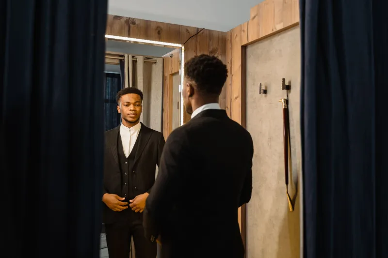 Hours of Consequence: The Gentleman's Guide to the Time Between Confirmation and Arrival